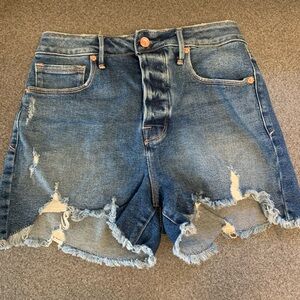 Good American Blue Denim Jean Shorts Size 6 / 28 Boho Distressed Frayed Hem